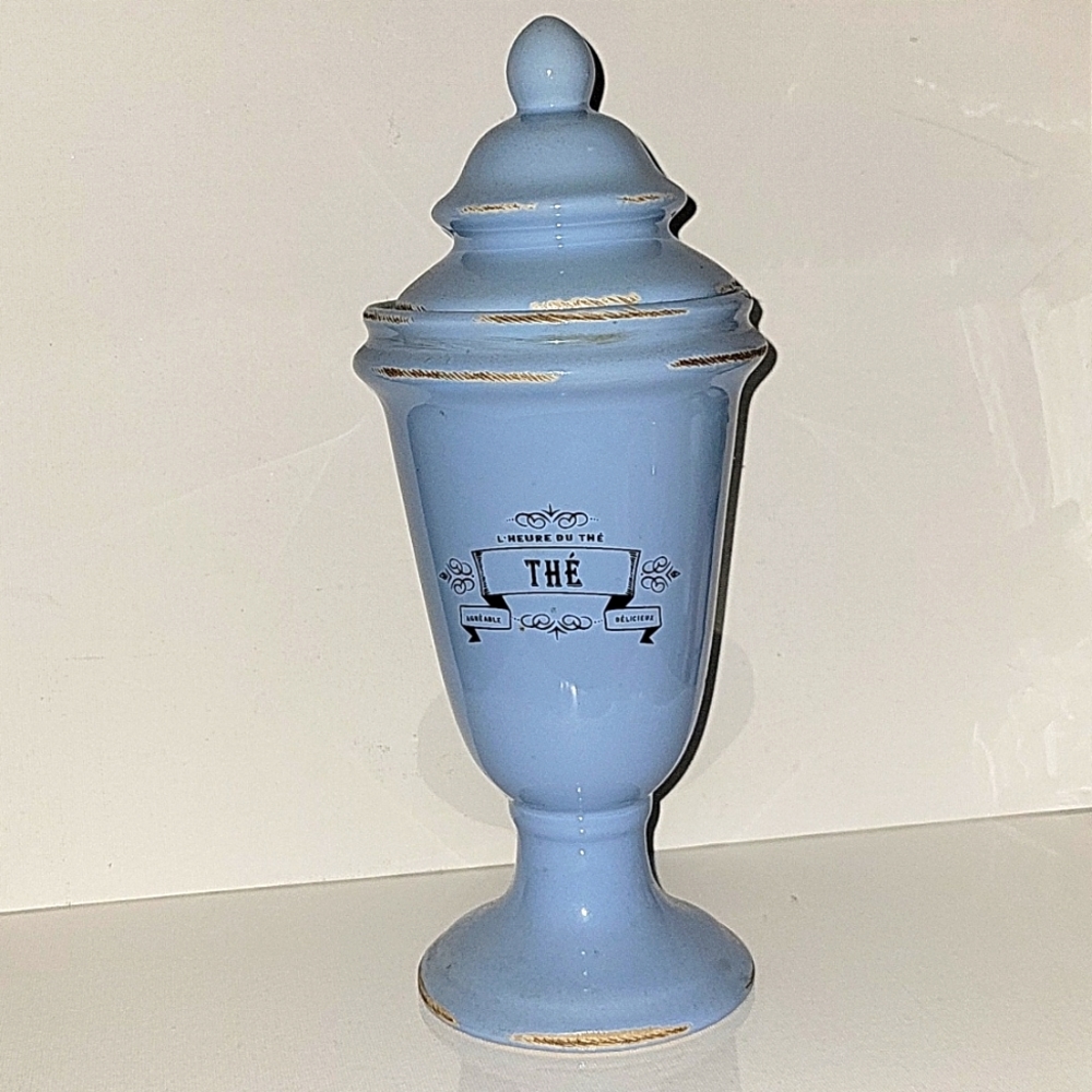 Vintage decorative urn home decor